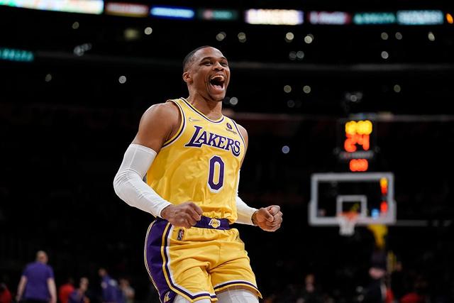 互相下狠手！辽粤系列赛前四场分差均超过15分