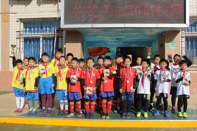 威少10中2雷霆大胜掘金 兰豆33分森林狼胜国王